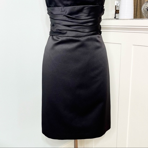 David’s Bridal Black Satin Oasis Bridesmaid Formal Dress Size 6 Holiday Wear - Picture 4 of 9